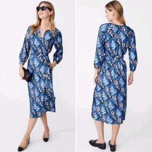 J. McLaughlin Seville Silk Wrap Dress Womens M Blue Floral Elegant Timeless Chic